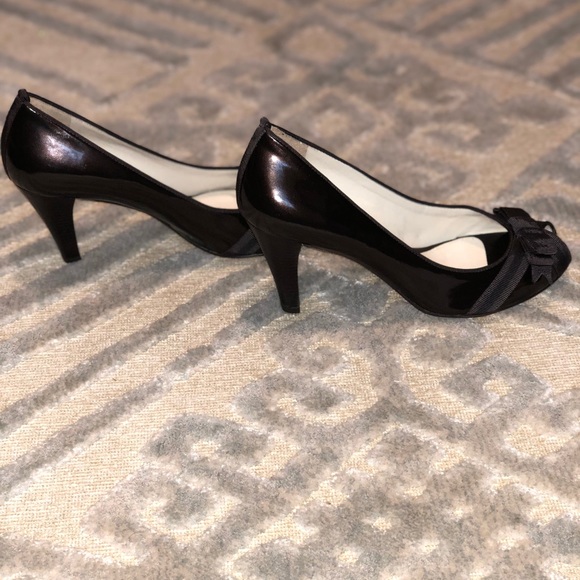 ANTONIO MELANI Patent Leather Peep-Toe Pumps - Picture 5 of 8